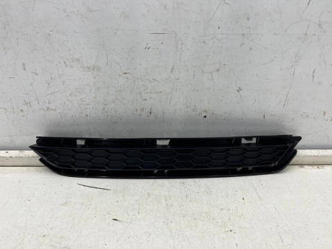 Atrapa Audi A4 B9 Allroad 15-19r. Przedlift dolna lewa kratka przednia maskownica grill 8W0807679