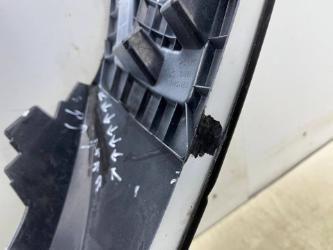 Atrapa Iveco Daily 4 IV 14-19r. Przedlift grill przednia maskownica zderzaka listwa 5801543604