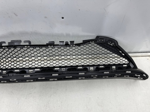 Atrapa Mercedes C207 W207 E-Klasa Coupe 12-17r. Lift dolna środkowa kratka przednia maskownica grill A2078851923