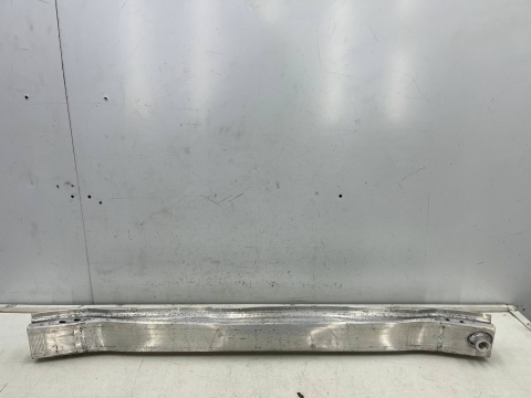 Belka zderzaka Porsche Macan 95b 14r.- przednie wzmocnienie pasa przód oryginalne 8r0807113d