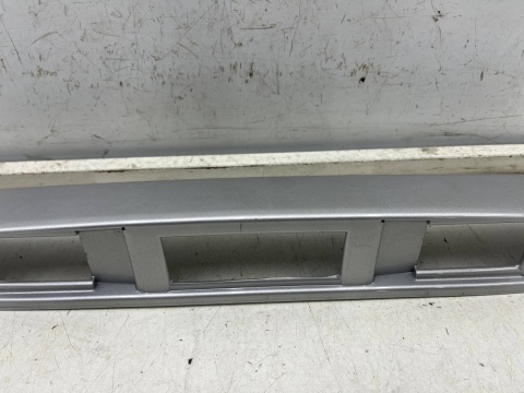 Listwa Mazda 2 I DY 02-07r. blenda nakładka dolna klapy bagażnika na przycisk 3m71-a43404-bf