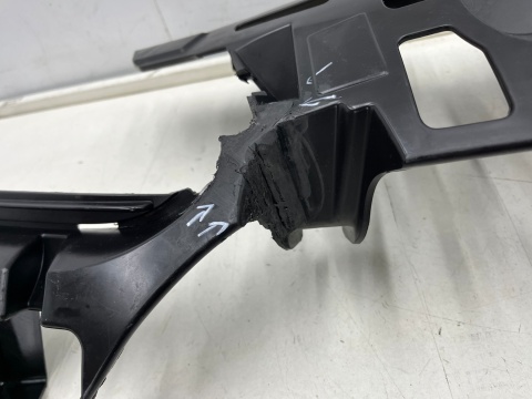 Pas przedni Citroen DS3 10-16r.- wzmocnienie atrapy zderzaka ślizg stelaż 9683449477