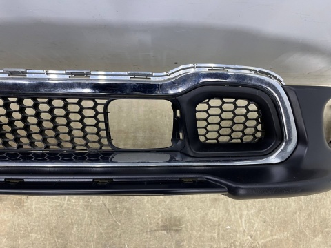 Zderzak przedni Jeep Cherokee KL 5 V 13-18r. Przedlift przód spoiler dokładka 68203214AA