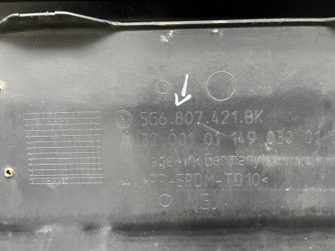 Zderzak tylny VW Golf 7 VII GTI 17-20r. Lift tył 4XPDC 5G6807421BK