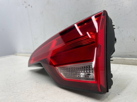 Lampa Audi A4 B9 8w Avant KOMBI 15-19r. prawa tylna w klapę bagażnika LED oryginalna EU prawy tył 8w9945076