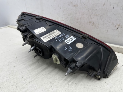 Lampa Audi A4 B9 8w Avant KOMBI 15-19r. prawa tylna w klapę bagażnika LED oryginalna EU prawy tył 8w9945076