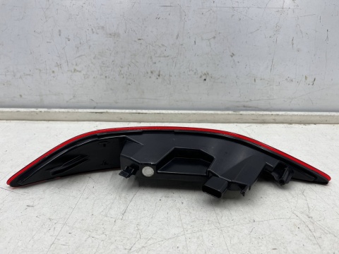 Lampa Audi Q6 e-tron 23r.- lewa tylna lampa przeciwmgielna w zderzak tylny oryginalna lewy tył 85h945701