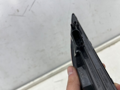 Lampa Audi Q6 e-tron 23r.- lewa tylna lampa przeciwmgielna w zderzak tylny oryginalna lewy tył 85h945701