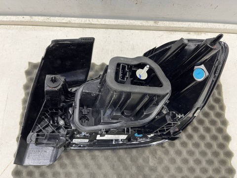 Lampa Opel Corsa F HB 5drzwi 19r.- lewa tylna ORYGINALNA Europa lewy tył 9829317380