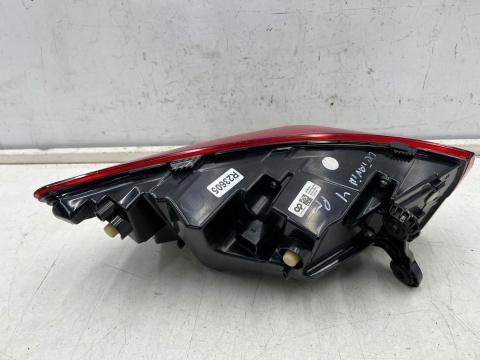 Lampa Skoda Octavia 4 IV sedan kombi 19r.- prawa tylna full LED Crystal Lighting w błotnik oryginalna prawy tył Europa