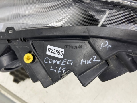 Lampa reflektor Ford Connect MK2 LIFT 17-22r. PRAWA przednia zwykła na żarówkę H7 Europa prawy przód kt1b-13w029-ag