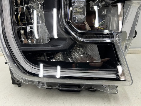 Lampa reflektor Ford Ranger MK6 VI 22r.- PRAWA przednia FORD LED prawy przód EUROPA n1wb-13e014-ee