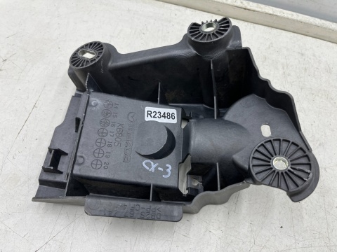 Mocowanie radaru Mazda CX-3 CX3 14-21r. lewy kosz uchwyt stelaż ramka na Asystent Pasa Distronik db2s67z41