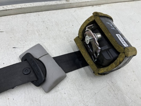 Pas bezpieczeństwa Fiat Panda 2 II 03-12r. prawy tylny czarny prawy tył