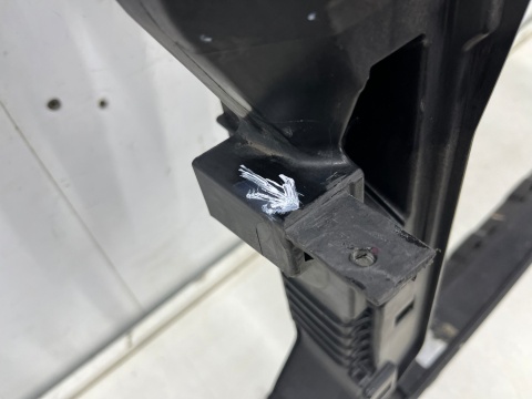 Pas przedni VW Sharan II 7n0 LIFT 15-22r. wzmocnienie ramka chłodnic oryginalny 7n0805588d