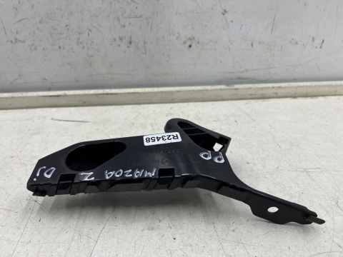 Ślizg Mazda 2 III DJ 14r.- prawe przednie mocowanie wspornik uchwyt zderzaka błotnika prawy przód db5j500t1