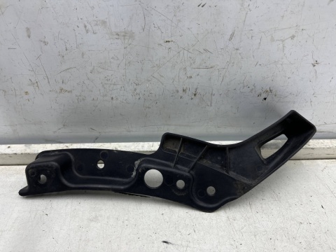 Ślizg Mercedes GLC I x253 w253 AMG 15-19r. LEWE przednie mocowanie dokładki spoilera zderzaka wspornik lewy przód a2538857700