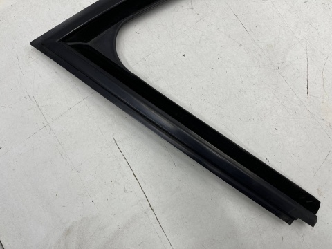 Uszczelka Citroen C4 I HB 5Drzwi 04-10r. zewnętrzna guma ramki szyby prawych przednich drzwi prawy przód NIEUSZKODZONA