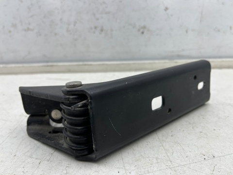 Zawias drzwi Renault Trafic III Talento NV300 Primastar II Vivaro B 14r.- rolka wózek środkowy prawy drzwi bocznych przesuwnych