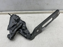 Zawias maski Porsche Macan II 95c 24r.- LEWY zawias pokrywy silnika lewy NIEUSZKODZONY 95c823301