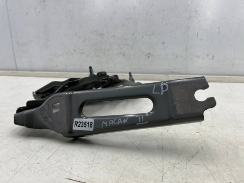 Zawias maski Porsche Macan II 95c 24r.- LEWY zawias pokrywy silnika lewy NIEUSZKODZONY 95c823301