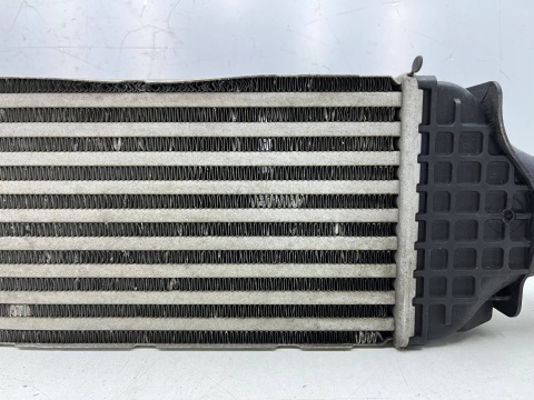 Chłodnica powietrza Audi A4 B9 A5 A6 C8 A7 4k 15r.- 2.0 TFSi intercooler oryginał 8w0145805ad