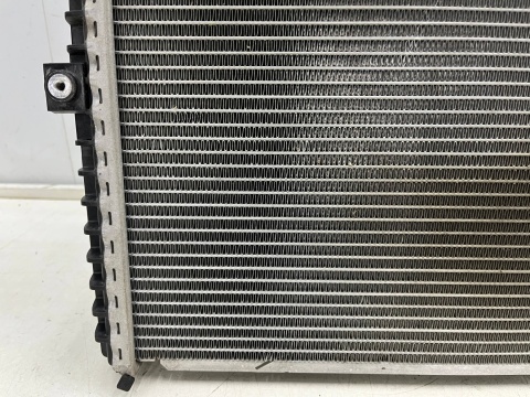 Chłodnica wody Porsche Taycan 9j Audi e-tron GT 19r.- lewa kierownica kanał powietrza zderzaka 9j1121251a 9j1121333