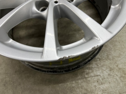 Felga BMW 3 F30 F31 F36 Gran Coupe 7jx16 H2 ET31 5x120 oryginalna 16 cali 6796236