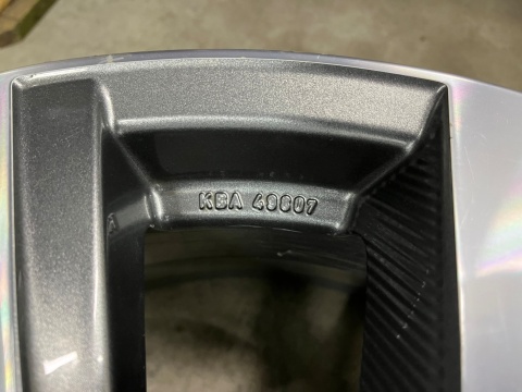 Felga Renault Kadjar Koleos Qashqai X-Trail Juke 7jx19 H2 ET40 5x114,3 oryginalna 19 cali 8201539754 ke409-4e400