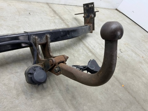 Hak holowniczy Nissan X-Trail III T32 Rogue 13-21r. przyczepę wiązka moduł oryginalny kula ke500-4c010