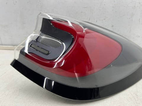 Lampa Ford Puma 19r.- prawa tylna w błotnik nieuszkodzona ORYGINALNA Europa prawy tył l1tb-13404-ag