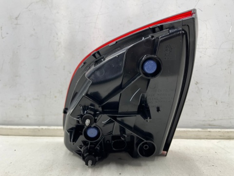 Lampa Porsche Cayenne II 7p 92a 10-14r. NOWA lewa tylna w klapę bagażnika LED oryginalna EU lewy tył 958945093