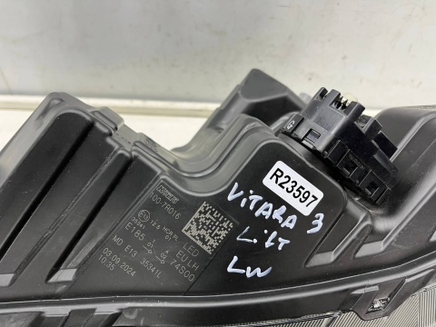 Lampa reflektor Suzuki Vitara III LIFT 18r.- LEWA przednia FULL LED oryginalna LEWY przód EUROPA 100-7r016