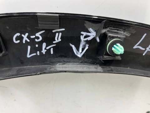 Listwa Mazda CX-5 II KP LIFT CX-5 II 21r.- lewy przedni rant nadkola błotnika nakładka LAKIEROWANY lewy przód kpg1-51w31