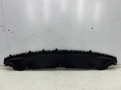 Osłona chłodnicy Macan I 95b 14r.- DOLNA kierownica powietrza pasa przedniego wlot zderzaka dolny 95b805187