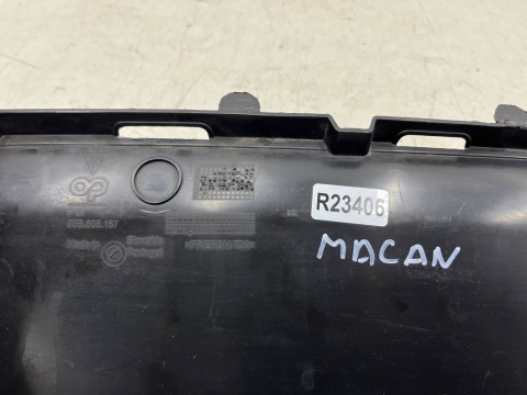 Osłona chłodnicy Macan I 95b 14r.- DOLNA kierownica powietrza pasa przedniego wlot zderzaka dolny 95b805187