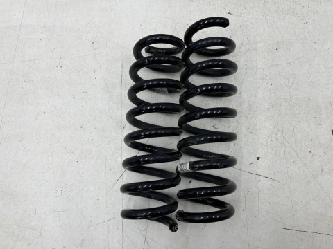 Sprężyna BMW F31 Kombi F36 Gran Coupe 11-18r. sprężyny tylnego zawieszenia tył komplet