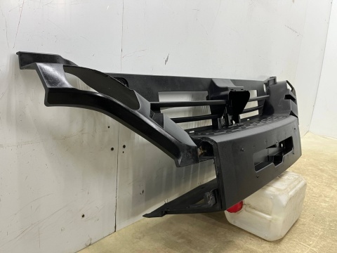 Zderzak przedni Iveco Daily IV 4 19-24r. Lift stopień zderzaka środkowy przód środek 105802315882EZ