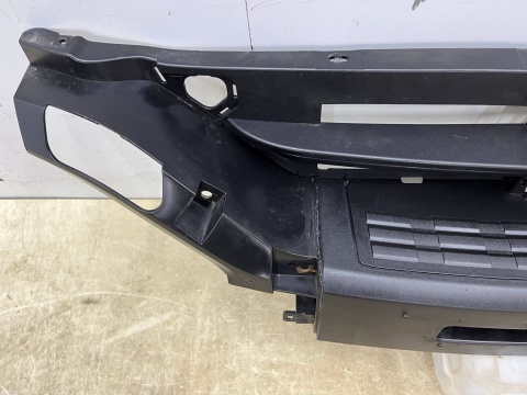 Zderzak przedni Iveco Daily IV 4 19-24r. Lift stopień zderzaka środkowy przód środek 105802315882EZ