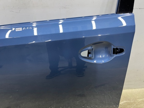 Drzwi Toyota Auris E180 2 II 12-18r. lewe przednie lewy przód