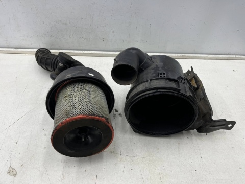 Obudowa filtra powietrza Citroen Jumper I Ducato II Boxer I 94-06r. 2.5d diesel nieuszkodzona 1300432080