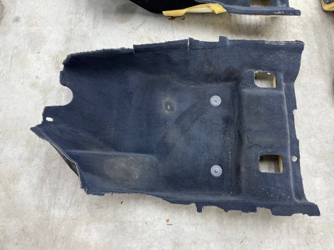 Wykładzina Ford C-Max MK2 12-19r. podłoga dywan mata EUROPA