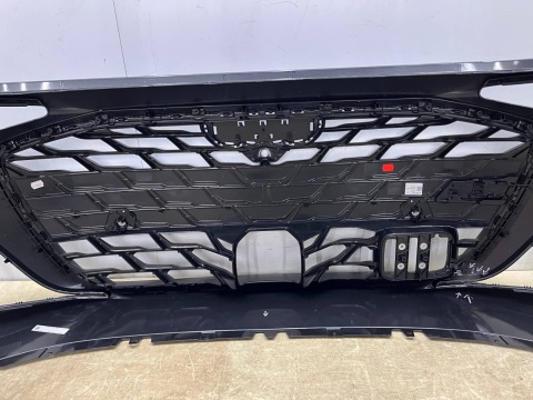 Zderzak przedni Audi A6 C9 25r.- przód 6XPDC spryski 4P0807437C