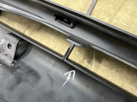 Zderzak przedni Mitsubishi Pajero Sport 13-16r. Lift przód 6400F724ZZ