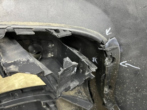 Zderzak tylny Peugeot 3008 1 I 09-16r. tył 4XPDC 9684964277