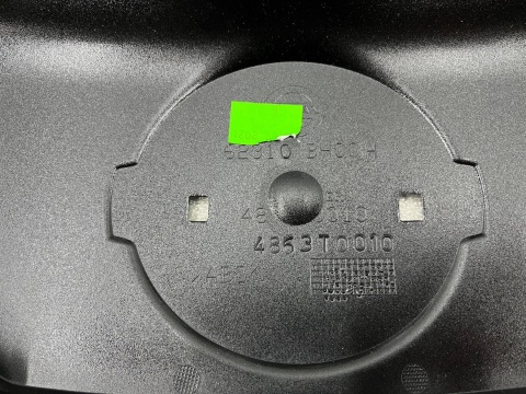 Atrapa Nissan Note E11 1 I 09-13r. Lift grill przednia maskownica zderzaka znaczek nowa oryginalna 62310BH00H