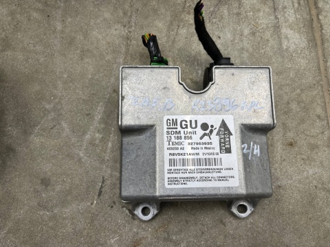 Deska rozdzielcza Opel Zafira B 05-14r. kokpit konsola poduszki powietrzne AIRBAG komplet