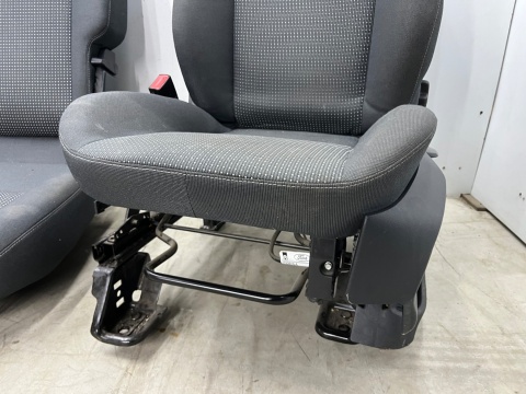 Fotele Ford C-Max MK2 12-19r. PODGRZEWANE EUROPA komplet