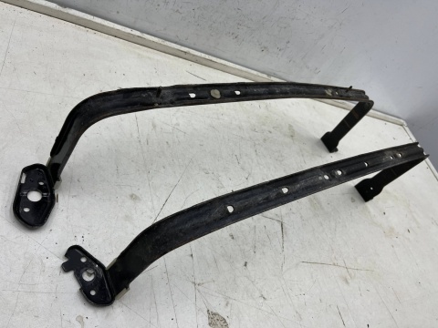 Mocowanie zbiornika Ford C-Max MK2 Focus MK3 12-19r obejma uchwyt baku opaska KOMPLET av61-9057-ac av61-9054-ab