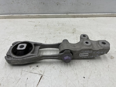 Poduszka skrzyni biegów Toyota Yaris Cross 20r.- mocowanie łapa silnika